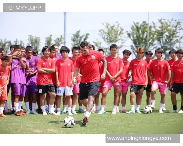 足球球星是否观看篮球比赛他们对篮球的兴趣和态度究竟如何